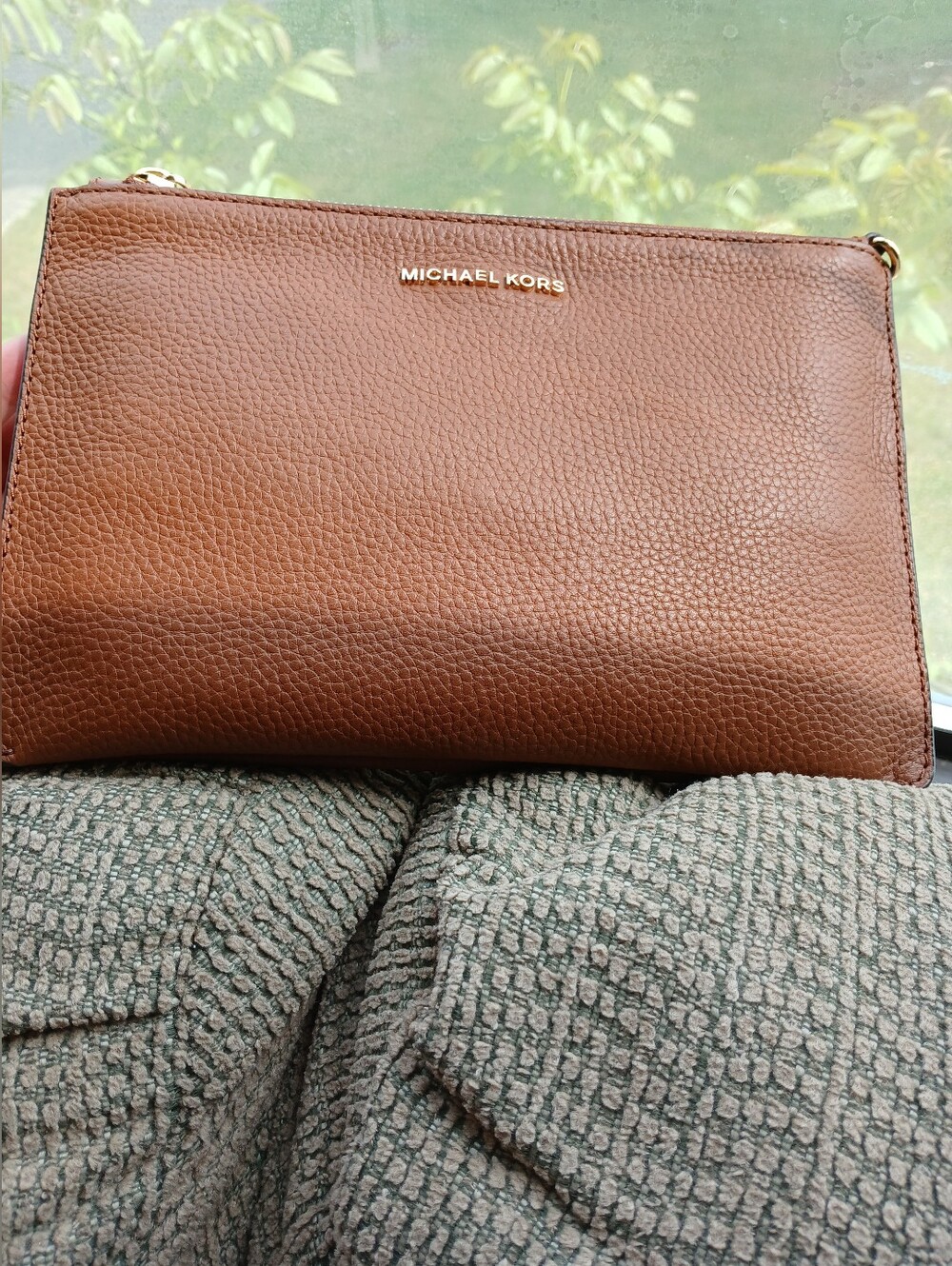 Authentic Michael Kors Pebble Leather Crossbody Bag